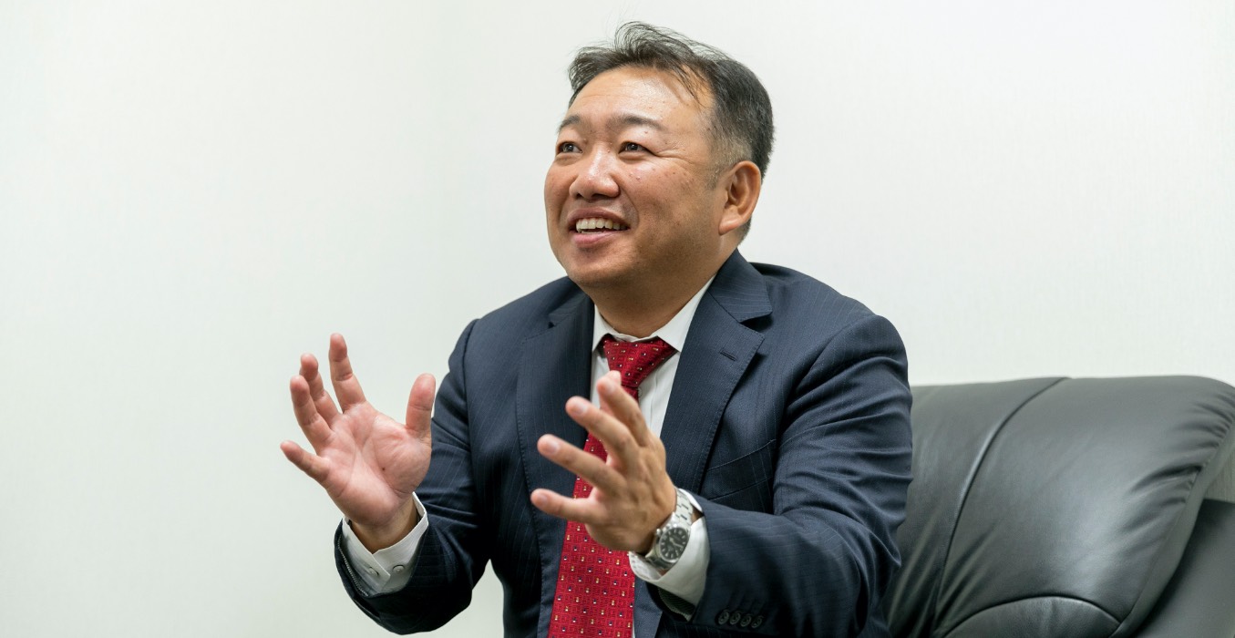 代表取締役社長 神達 慎治